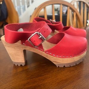 MIA Women's Clog Sandal